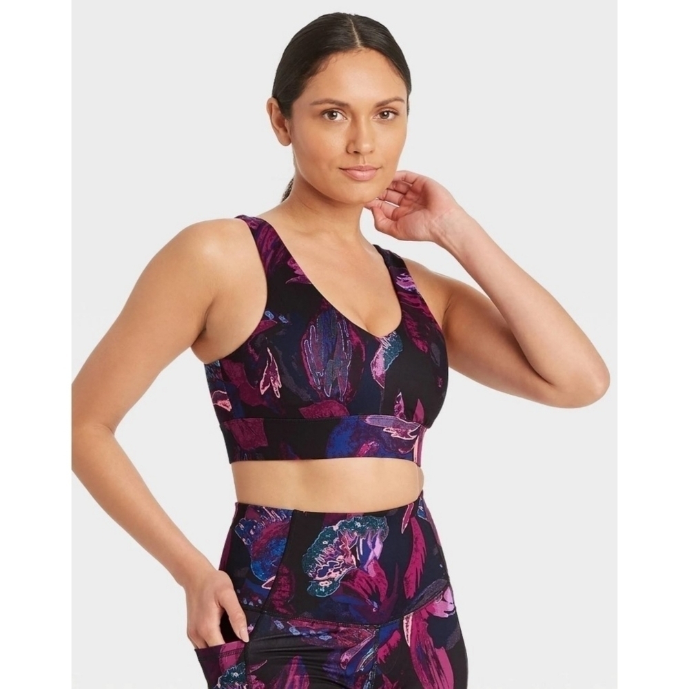 All in Motion Light Support  Longline Twist Back Bra